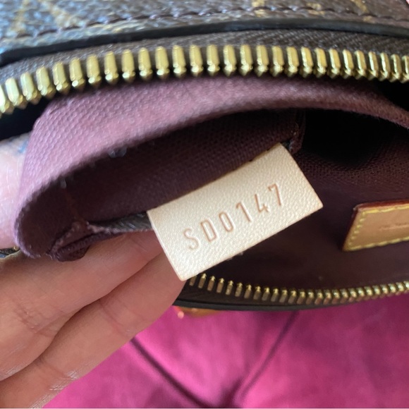 SOLD Authentic Louis Vuitton Monogram Turenne MM Purse Crossbody Pocketbook - Picture 6 of 13